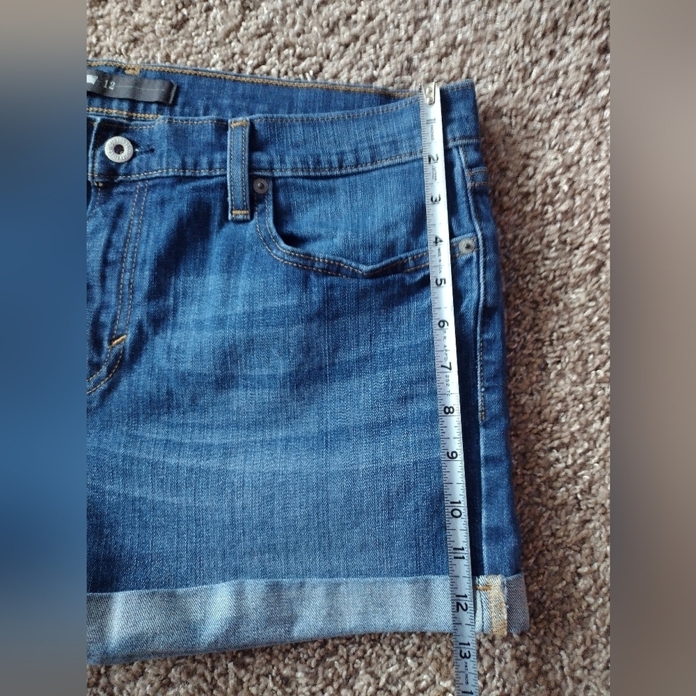 Levi Strauss Denim Roll Cuff Shorts NWOT - Picture 12 of 13